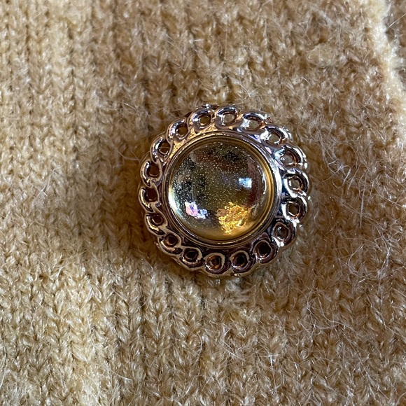 Vintage pastel yellow sweater - Picture 10 of 14